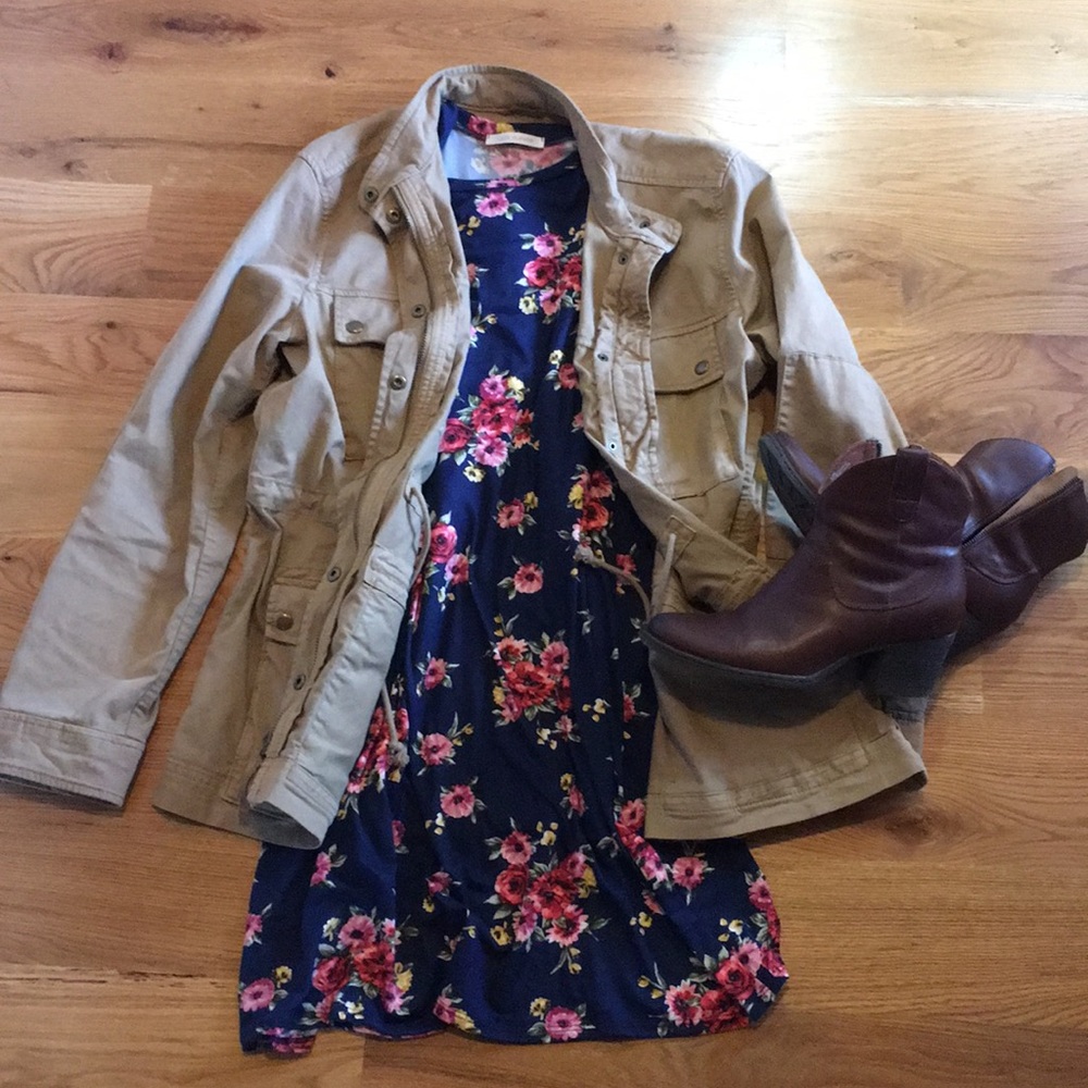 Mindy Maes Market Floral Tee Dress